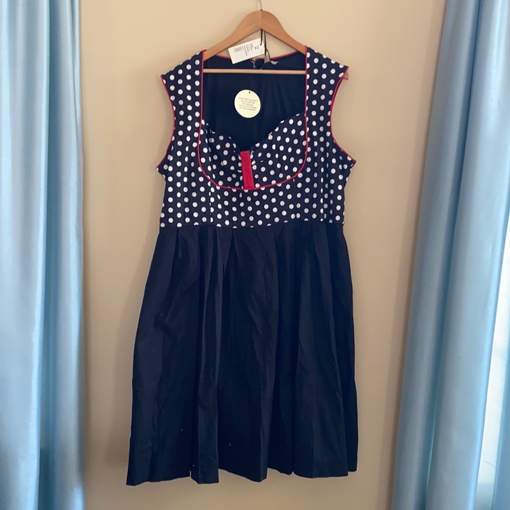 BNWT Lindy Bop Swing Dress